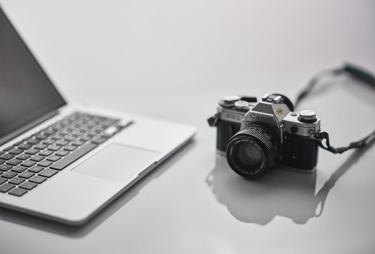 How To Create a Productive Work Environment with Technology